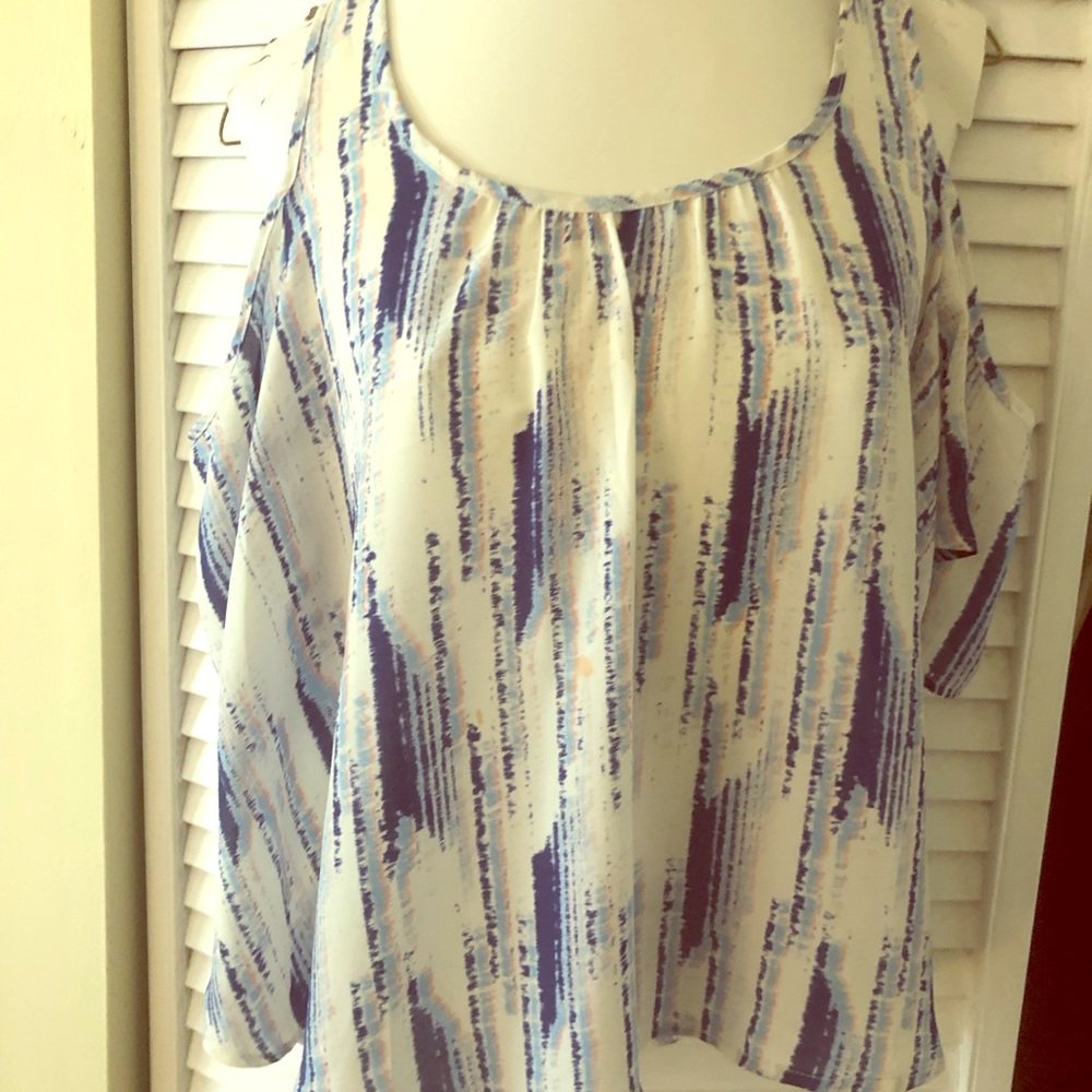 Lush summer top
